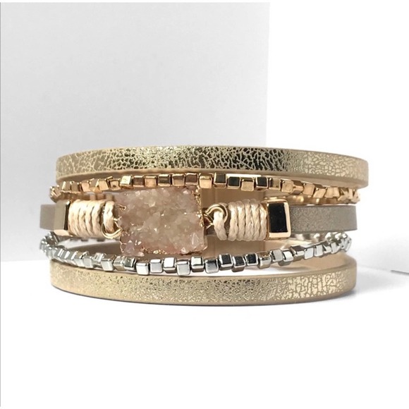 1 LEFT! Taupe Magnetic Blush Stone Beaded Faux Leather Strap Cute Bracelet - Picture 4 of 4